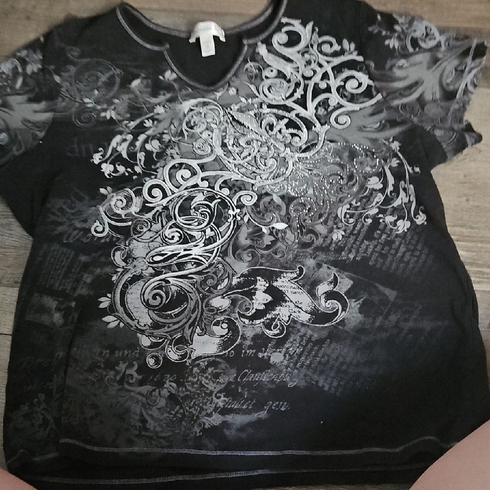 Dressbarn Black and Gray Floral Top